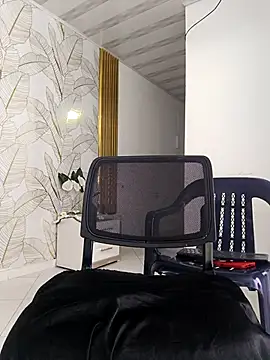 Nala OMG online show from March 8, 2026, 8:45 pm