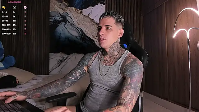 trisstann  online show from February 21, 2026, 5:14 pm