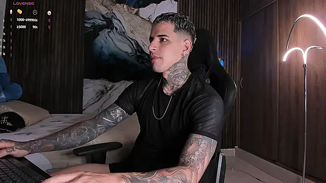 trisstann  online show from February 22, 2026, 5:22 pm