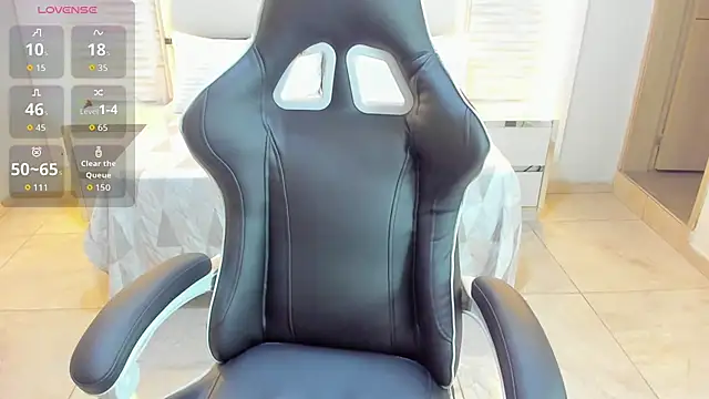 Yaiza farak online show from February 21, 2026, 3:07 am