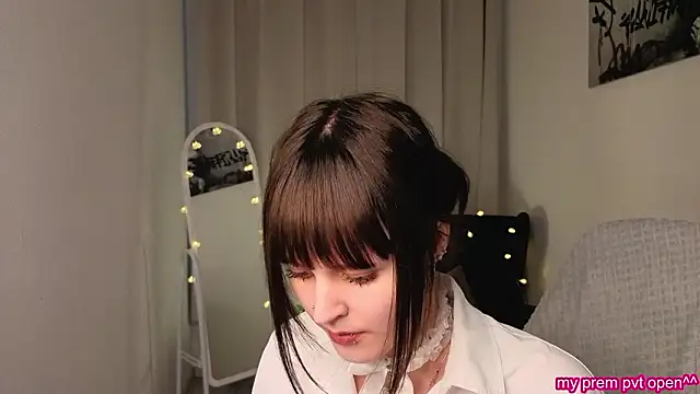 michelewild online show from February 15, 2026, 1:31 pm