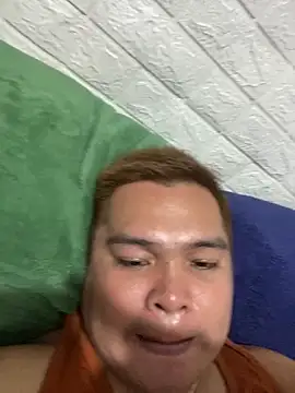 bigloadfox online show from April 7, 2026, 12:33 am