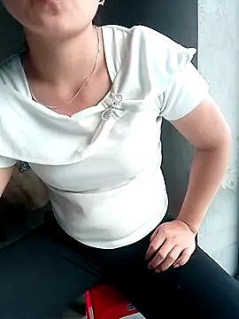 maimai1100 online show from April 21, 2026, 12:23 am