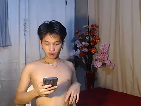 Snapshot of Baby_Aries69 chatting on April 1, 2026, 2:47 pm Baby Aries69 online show from April 1, 2026, 2:47 pm
