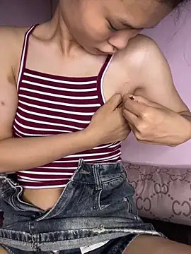 siting00 online show from April 22, 2026, 1:56 pm