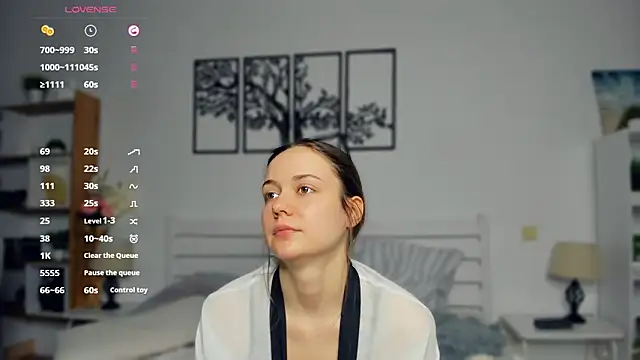 MalvinaTrafford online show from March 25, 2026, 8:26 pm