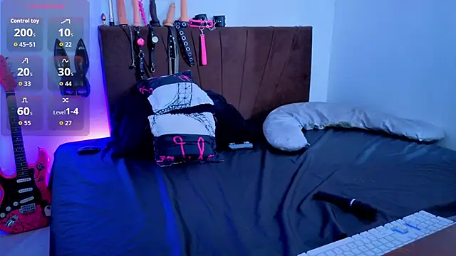 Iam kimh online show from March 31, 2026, 5:13 pm