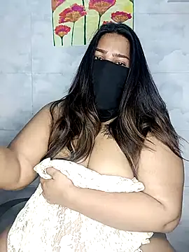 Cute G online show from April 21, 2026, 7:06 pm