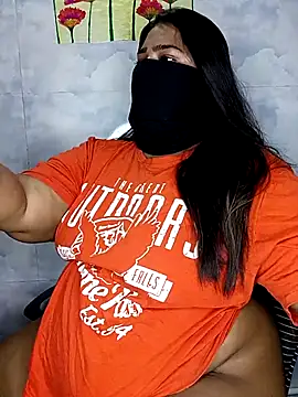 Cute G online show from April 24, 2026, 7:05 pm