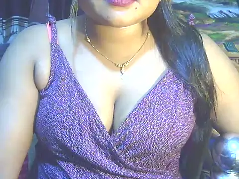 Nusrat Faria online show from March 6, 2026, 3:41 pm