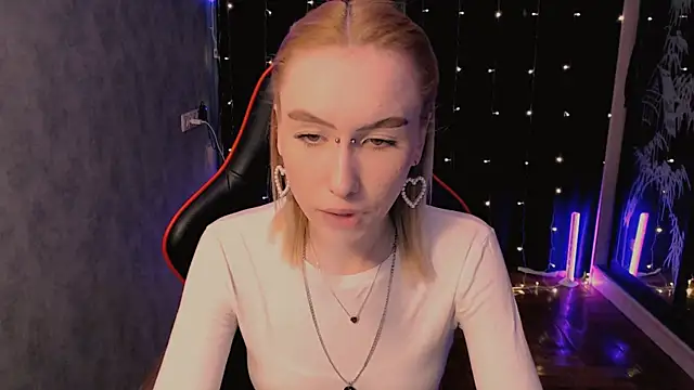 crybambi online show from February 12, 2026, 7:03 am