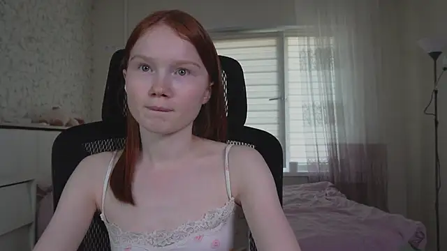 Snapshot of Nellie_baby chatting on May 22, 2026, 11:16 am Nellie baby online show from May 22, 2026, 11:16 am