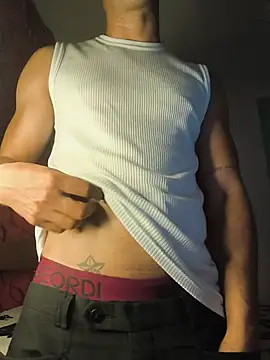 logan-31 online show from February 4, 2026, 5:46 am