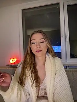 romyxxs online show from February 6, 2026, 8:01 pm