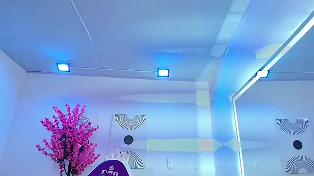 Madisson pitman online show from February 25, 2026, 8:18 pm