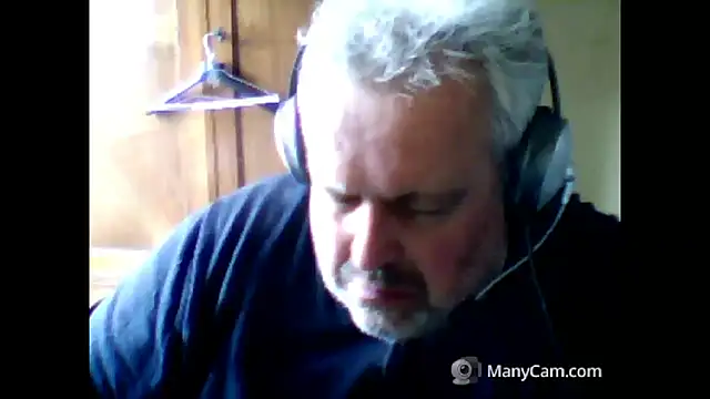 swichcassanesi online show from March 22, 2026, 1:14 pm