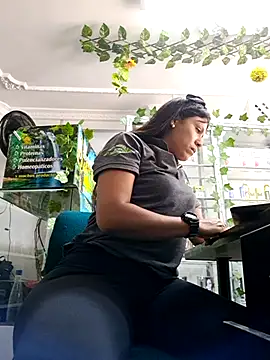 Tatianna Loove  online show from April 29, 2026, 5:30 pm