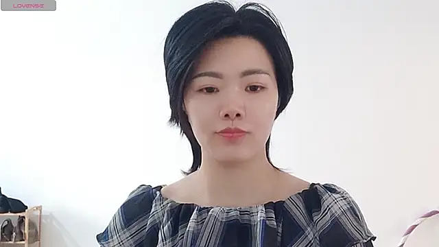 Nikishine online show from April 20, 2026, 1:41 am