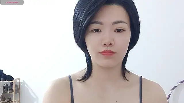 Nikishine online show from April 22, 2026, 2:36 am