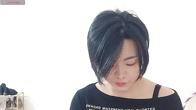 Nikishine online show from April 23, 2026, 2:02 am