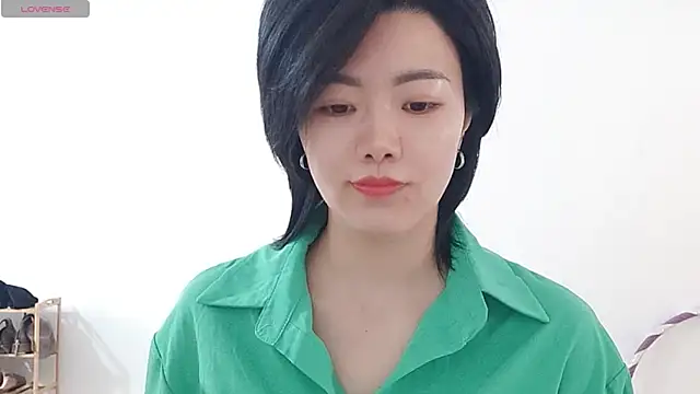 Nikishine online show from April 25, 2026, 2:58 am