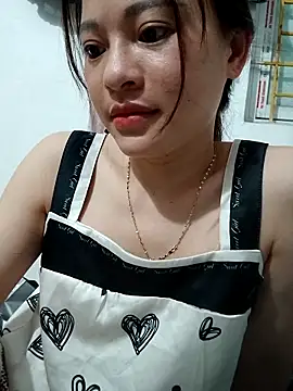 sushi-asa online show from April 21, 2026, 1:53 am