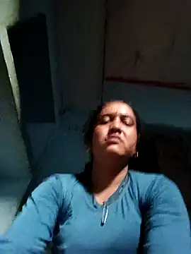 Gudid209896 online show from April 23, 2026, 11:53 am