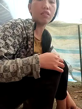 hot-luna- online show from February 20, 2026, 6:26 am