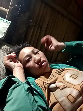 hot-luna- online show from March 19, 2026, 8:02 pm