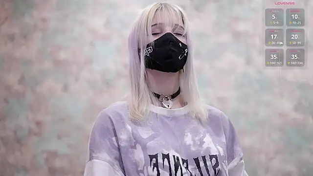 Yunakiss online show from February 24, 2026, 7:34 pm