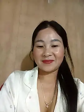 Snapshot of Dunk-namic chatting on May 5, 2026, 12:07 am Dunk-namic online show from May 5, 2026, 12:07 am