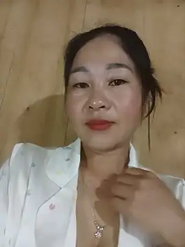 Snapshot of Dunk-namic chatting on July 4, 2026, 10:49 pm Dunk-namic online show from July 4, 2026, 10:49 pm