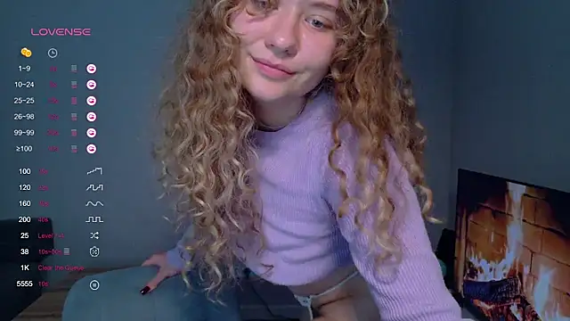 Snapshot of Milounee chatting on May 31, 2026, 7:59 am Milounee online show from May 31, 2026, 7:59 am