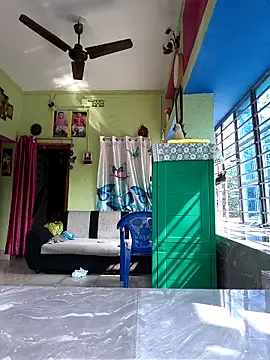 Mahira06 online show from February 26, 2026, 4:22 am