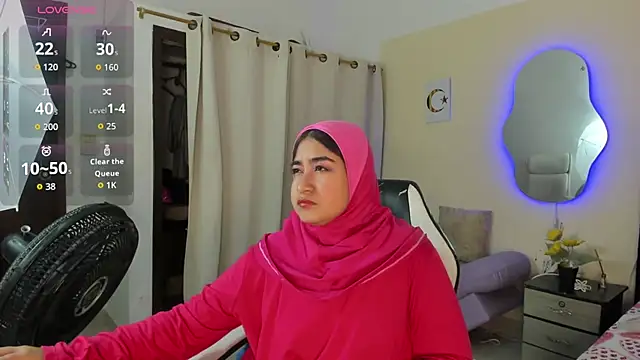 SamiraAwada online show from April 17, 2026, 6:55 pm