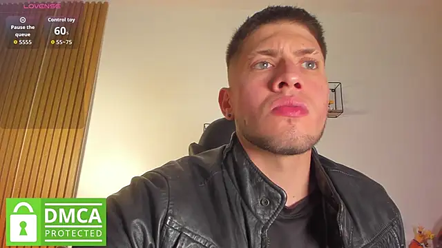 SebastianMaximoff  online show from April 22, 2026, 7:04 pm