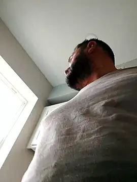 yolanda339 online show from March 2, 2026, 4:58 pm