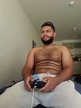 Snapshot of KLEYTON33 chatting on March 4, 2026, 9:43 pm KLEYTON33 online show from March 4, 2026, 9:43 pm