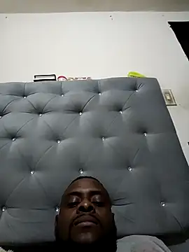 Tuverdugo12 online show from March 8, 2026, 11:08 pm