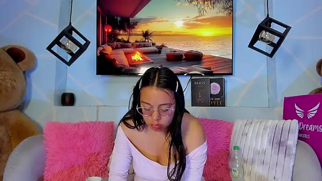 amy noa online show from March 15, 2026, 12:49 am