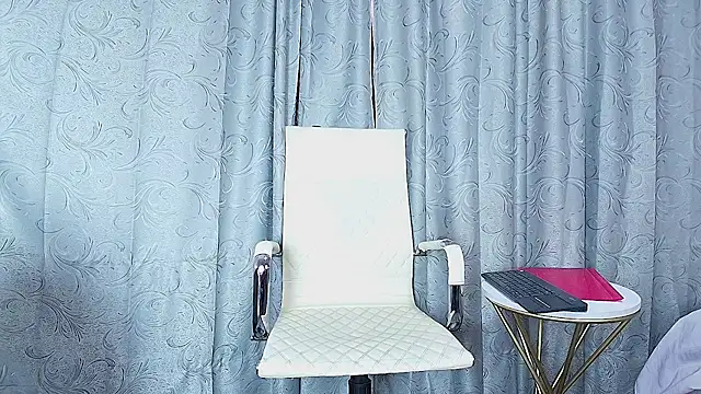 amy noa online show from April 18, 2026, 12:53 pm