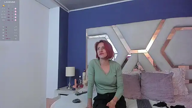 Sara Evaanns online show from July 23, 2026, 3:32 pm
