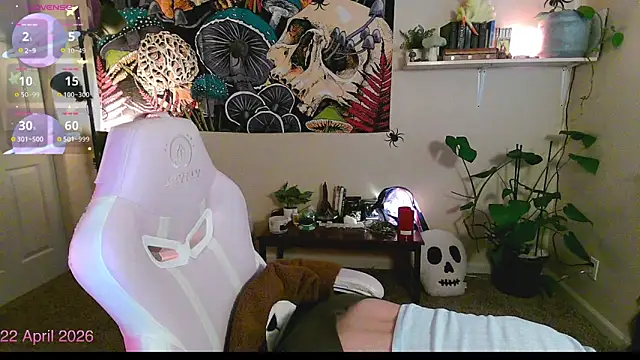 gunzinrose online show from April 22, 2026, 10:33 pm