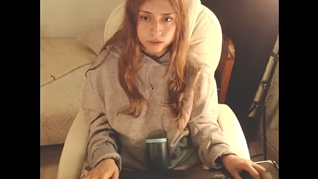 Lametaleralatina online show from February 8, 2026, 3:04 pm