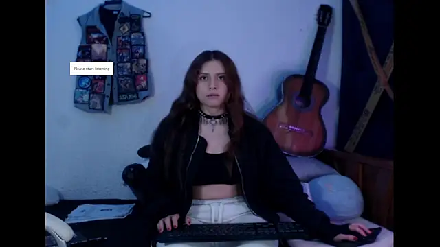 Lametaleralatina online show from April 21, 2026, 2:01 pm