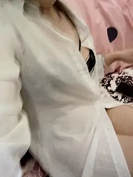 Luna-Luna69 online show from March 28, 2026, 6:51 pm