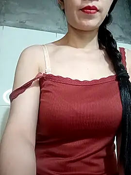 Snapshot of Vyvvyy69 chatting on July 4, 2026, 10:27 pm Vyvvyy69 online show from July 4, 2026, 10:27 pm