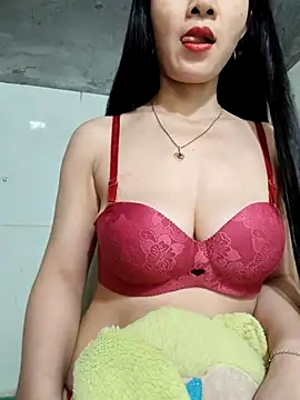 Snapshot of Vyvvyy69 chatting on August 5, 2026, 10:51 am Vyvvyy69 online show from August 5, 2026, 10:51 am