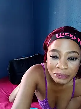 Amarcreamxx online show from February 1, 2026, 11:42 am