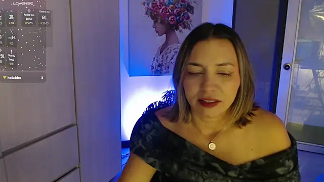 milfsecret69 online show from April 6, 2026, 11:44 am